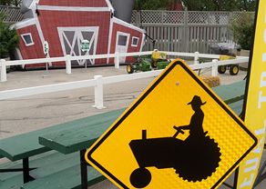 tractor pull sign